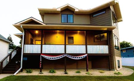 519 N Lakeshore Drive