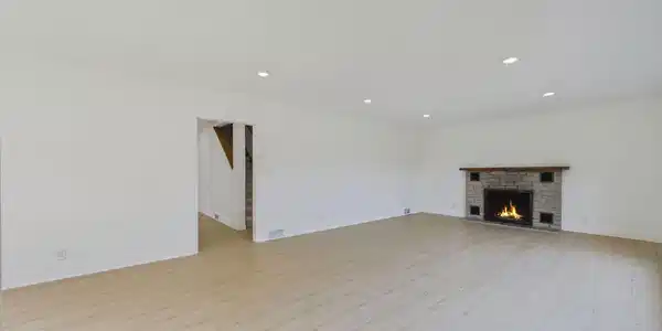 Image 4 Image 4