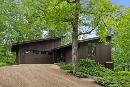 5 Chickadee Lane