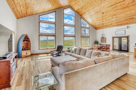 51509 County Highway 9