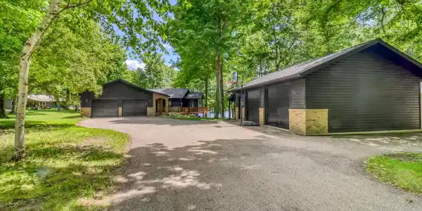 16449 Sugar Island Road