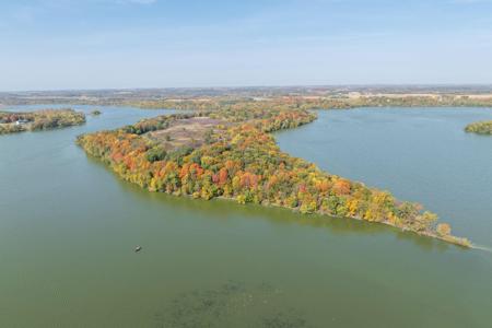 XXX Island of Circle Lake