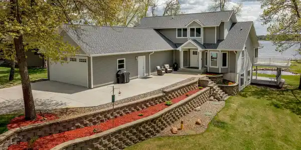 21765 Hidden View Lane