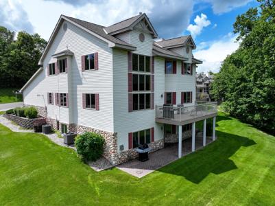 2729 Arrowwood Drive NW