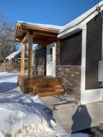 7725 Lakeview NE