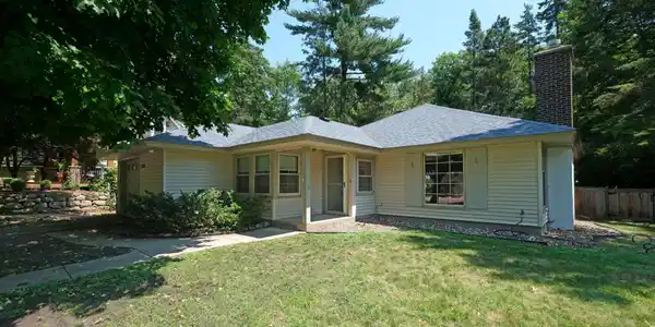 330 Central S
