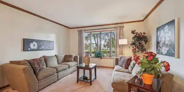 2550 Moundsview Drive Unit 49