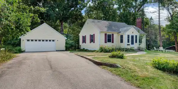 5027 Rosedale