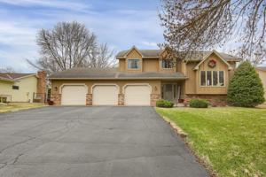 7325 River Shore