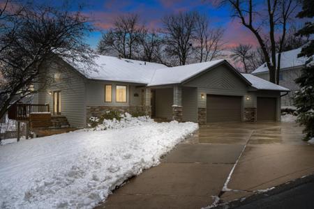 541 Indian Hill