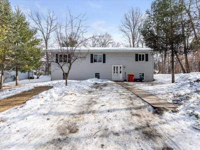 30400 N Spruce Drive