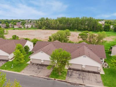 464 Meadow Lane