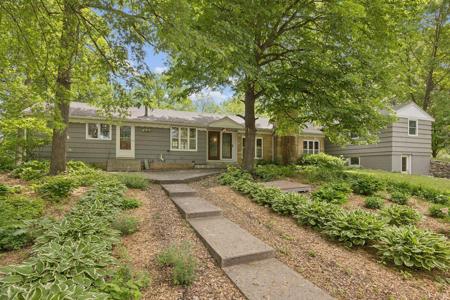 7043 Highway 71 NE