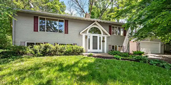 5200 Greenwood Circle
