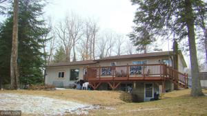837 Robert Lane NE