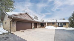 12831 Executive Acres