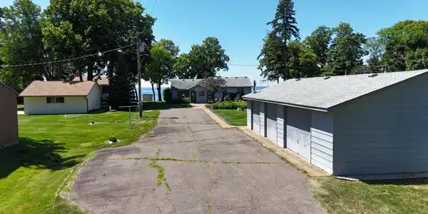 Image 4 Image 4