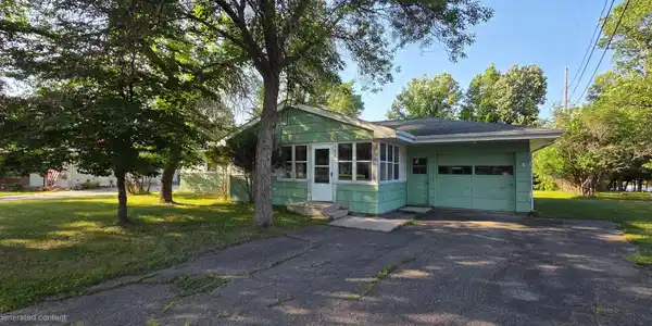 102 Riverview Boulevard