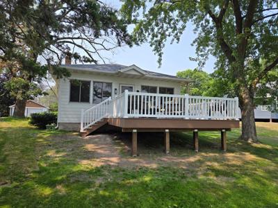 6567 N Shore Trail N