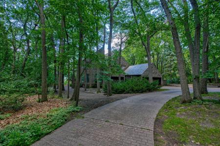 210 Sommers Landing Road N