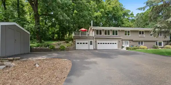 4590 Merrywood Lane