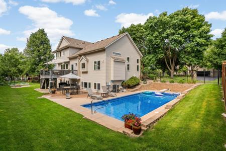 20439 Islandview Circle