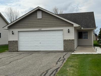 438 Lake Trail