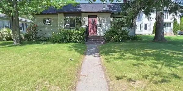 309 S Pokegama Avenue