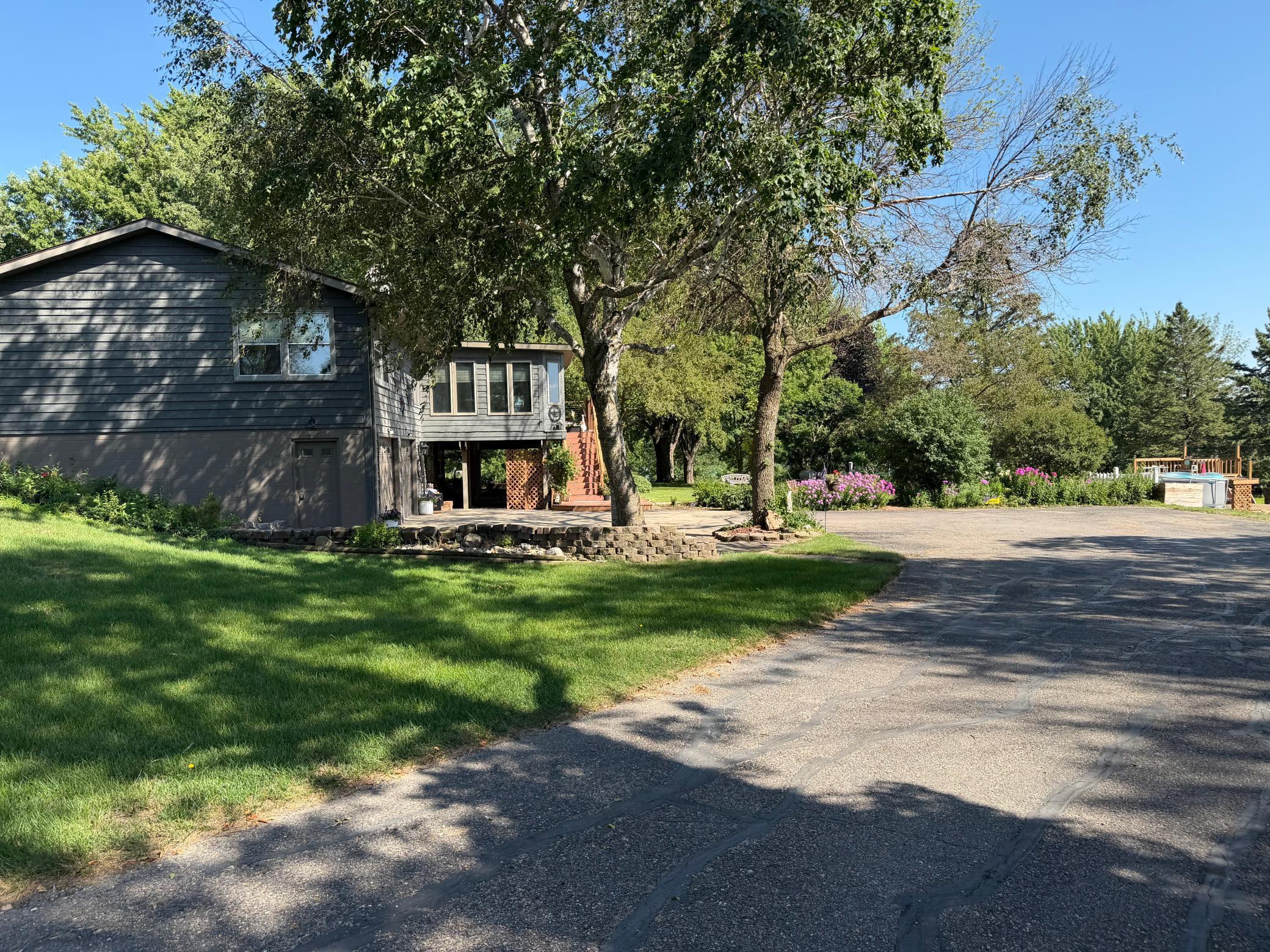 Image 4 Image 4