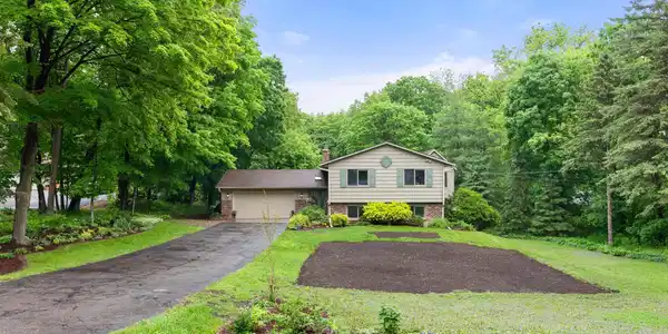 27610 Woodside