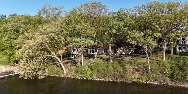 850 Windjammer Lane