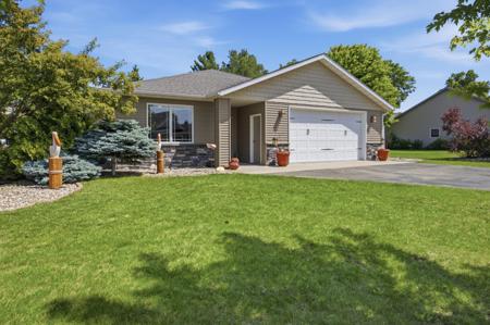728 Lake Forest Circle