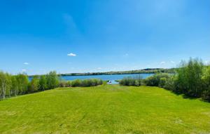 6640 Cross Country NE