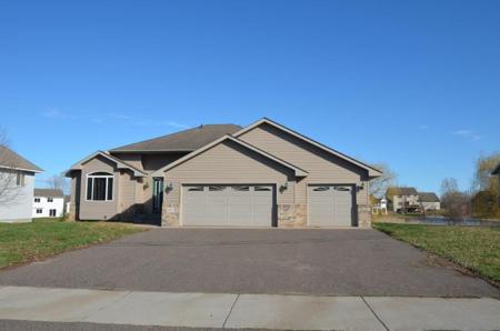 28615 Lakeside Trail
