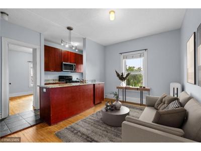 2881 Irving Avenue S