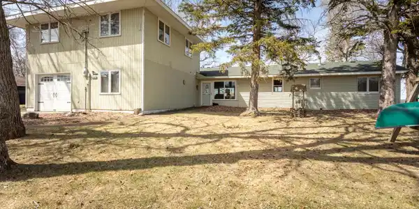 8236 E Lake Carlos Drive NE