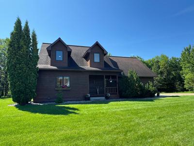 40101 River Oaks Drive