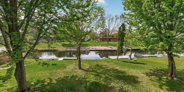 3290 Williams Lane