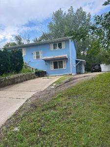 312 W Cherry Avenue W