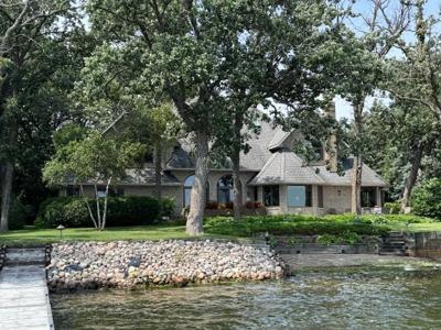 2807 Government Point Road NE
