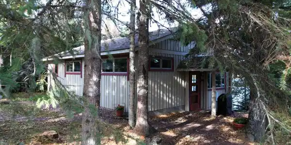 16 E Chimney Rock Rd