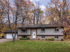 5495 Woodlawn SE