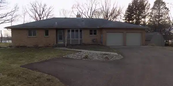 104 Parkwood Place
