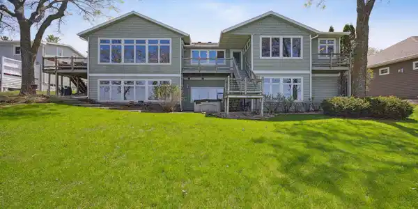 315 Lake S