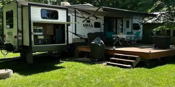 51646 Long Point Place