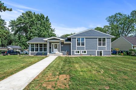 6901 Dawson Lane