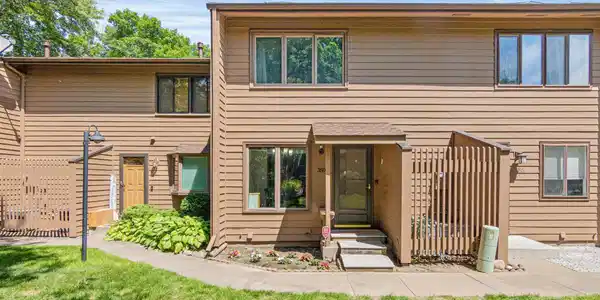 359 W Eagle Lake Drive