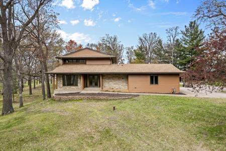 335 Chadwood Lane SW