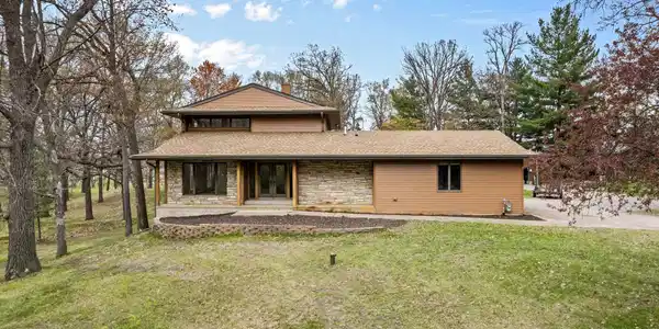 335 Chadwood Lane SW