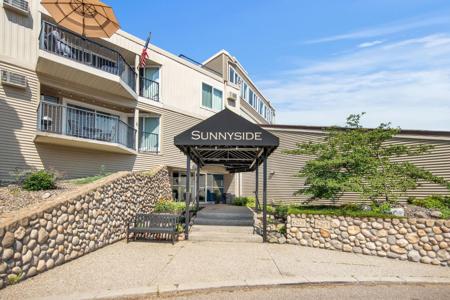 6201 Saint Croix Trail N
